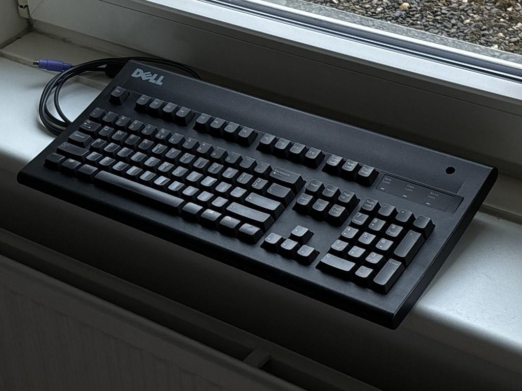 Mechanisch Dell AT101W Toetsenbord | Werkend | Zwart, Computers en Software, Toetsenborden, Gebruikt, Gaming toetsenbord, Ophalen of Verzenden