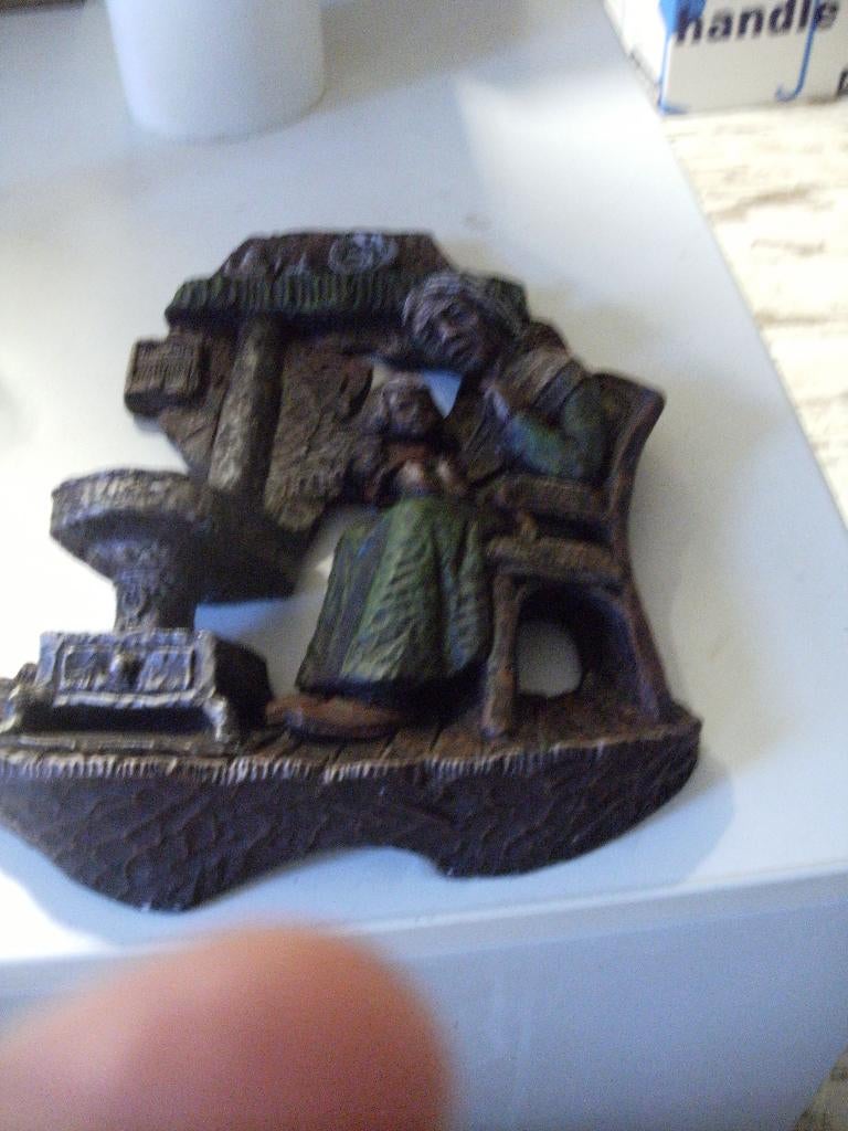 wanddecoratie moeder met kind, Wandhanger, Meerkleurig, Steen/keramiek, Ophalen of Verzenden