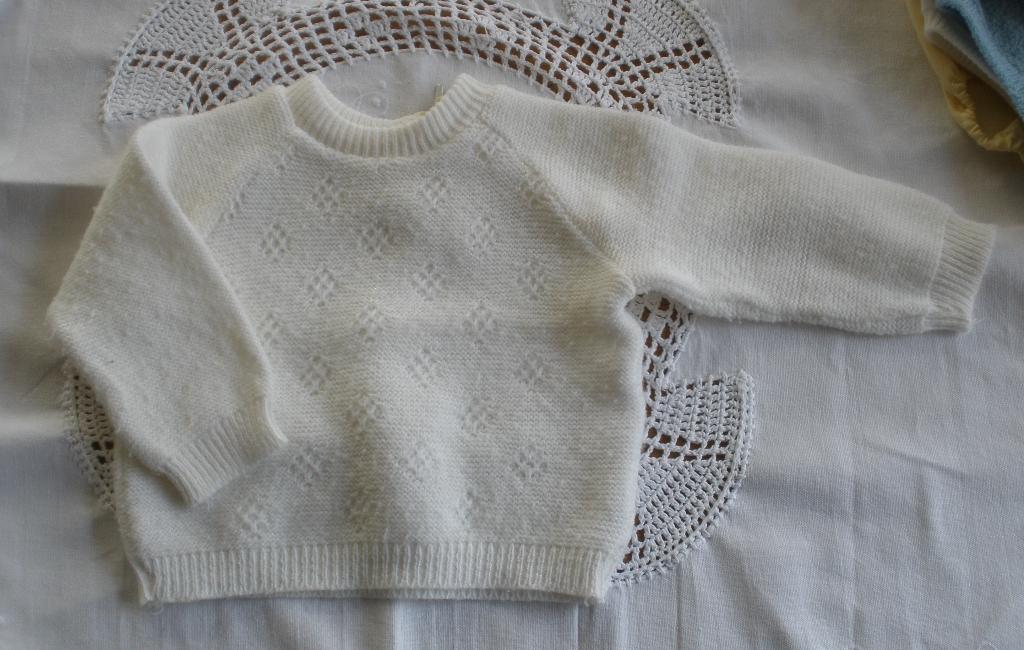 Vintage wit baby truitje lange mouw jaren 50, Antiek en Kunst, Antiek | Kleding en Accessoires, Ophalen of Verzenden, Kinderen