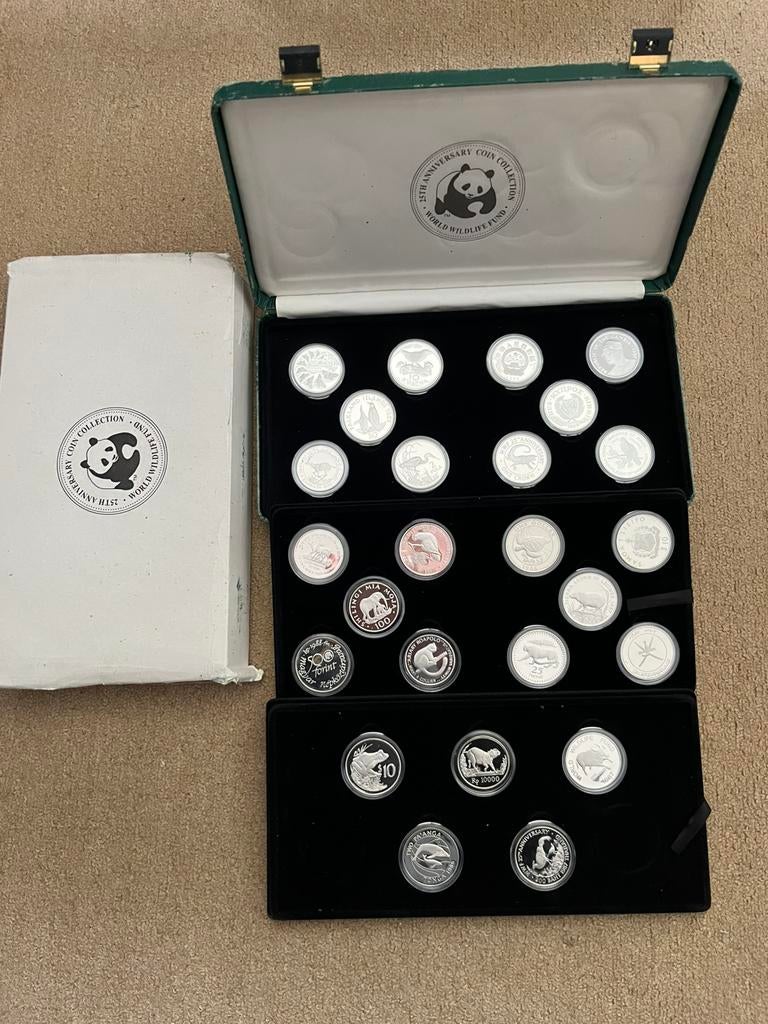 SET 25 STE ANNIVERSARY WORLD WILDLIFE FUND W.W.F, Verzenden, Zilver, Buitenland