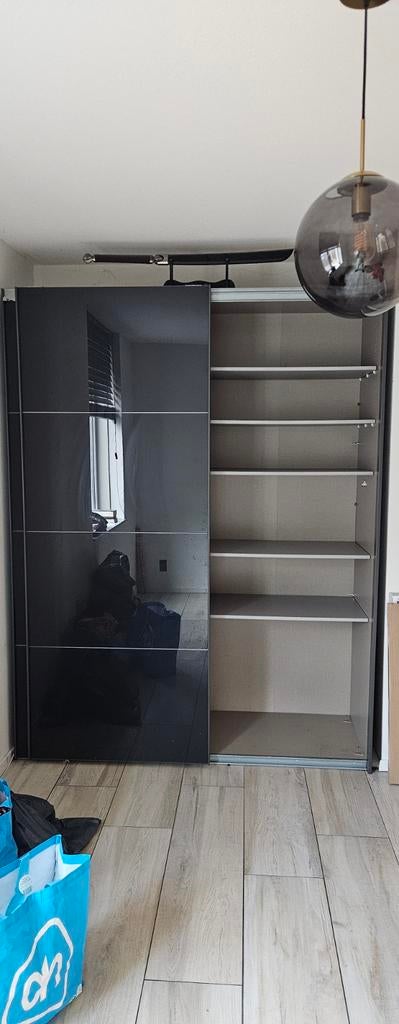 Kledingkast te koop, Ophalen, Met deur(en), 200 cm of meer, 150 tot 200 cm