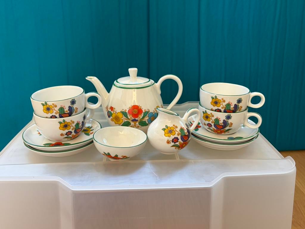 Kinder Servies porcelein, Antiek en Kunst, Ophalen