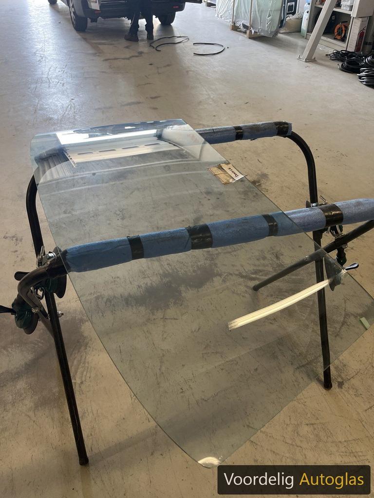 Nisssan CHERRY F11,BF10 2D SED 76 - 79 VOORRUIT HELDER, -, -, Nieuw, Ophalen of Verzenden