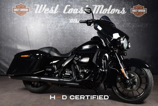 Harley-Davidson FLHXS Street Glide Special Black Trim, Motoren, Motoren | Harley-Davidson, Handvatverwarming, Laan van Vreedenoord 33
2289 DA  RIJSWIJK