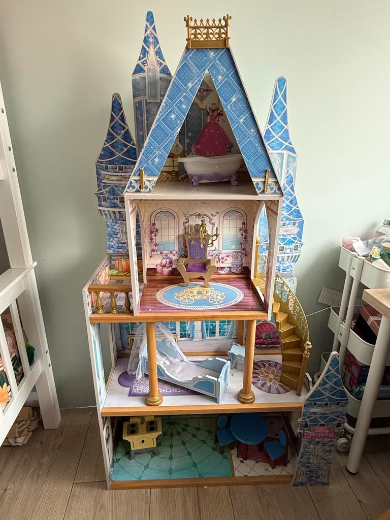 Prinsessen poppenhuis, Ophalen, Gebruikt, Poppenhuis