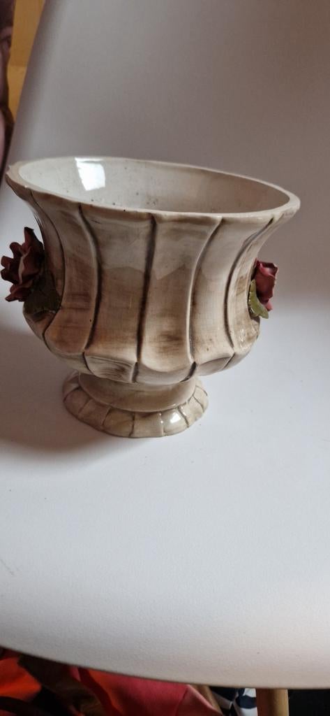 Antieken bloempot, Ophalen