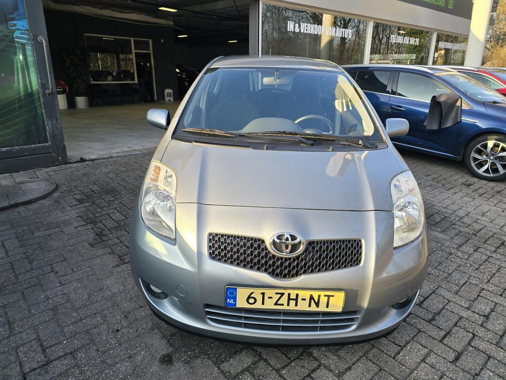 Toyota Yaris 1.3 VVTi Luna MMT | AUTOMAAT | 2E EIGENAAR | 12, Stof, 750 kg, 4 cilinders, Origineel Nederlands