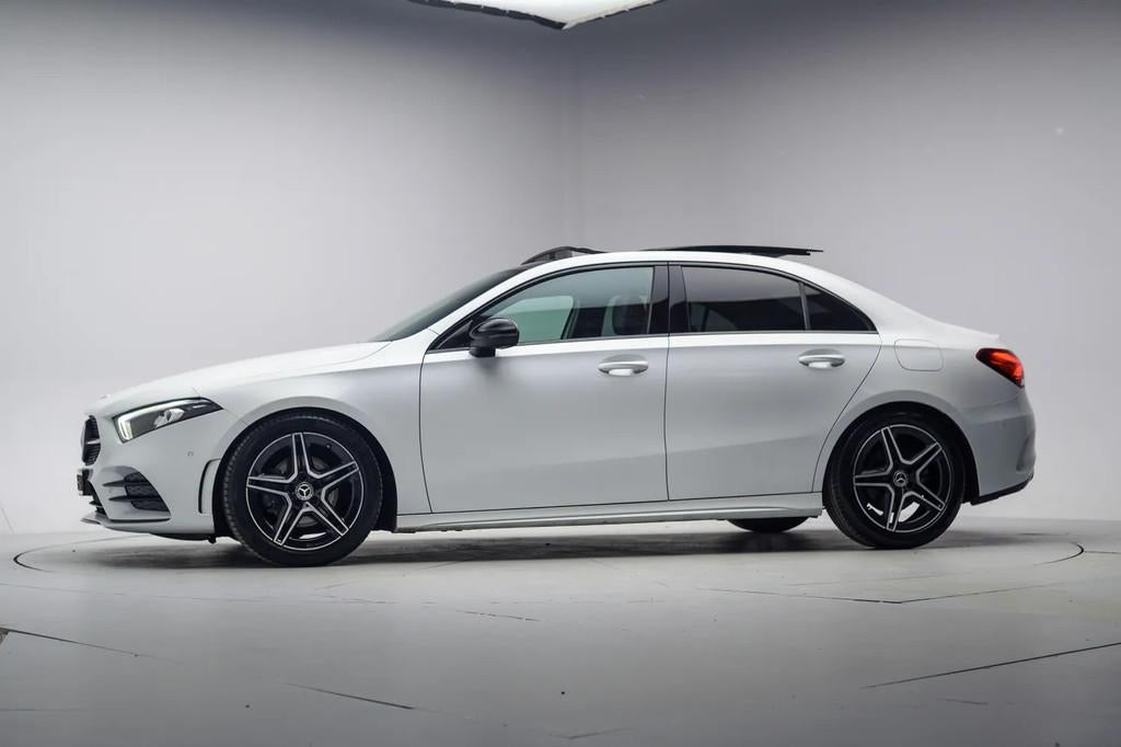 Mercedes-Benz A-Klasse LIMOUSINE 200 Business Solution AMG A, Automaat, Gebruikt, Lichtsensor, 4 cilinders