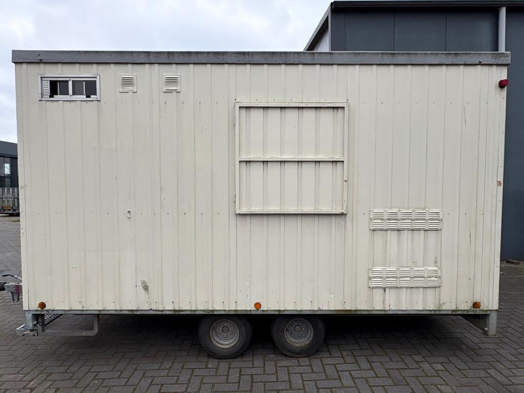 Te koop snelverkeer schaftwagen bouwkeet tandemasser, Ophalen, Gebruikt