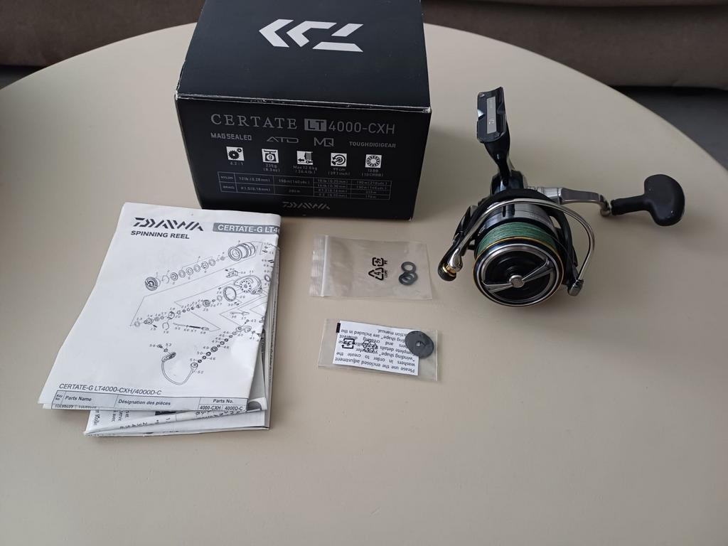 Daiwa certate  LT 4000 -CXH  SPINMOLEN, Ophalen of Verzenden, Gebruikt, Molen