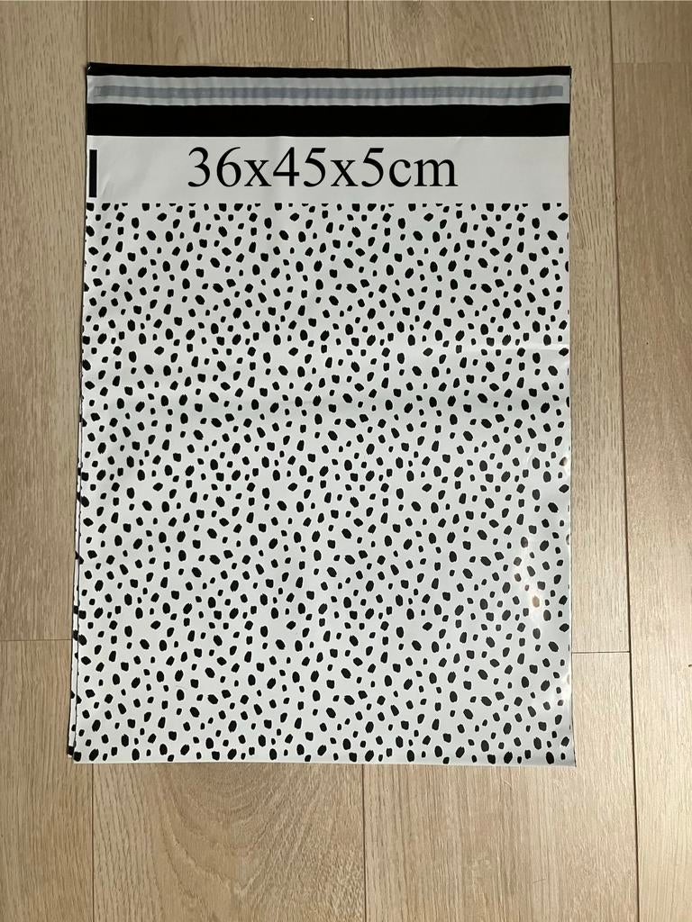 5 verzendzakken wit met zwarte stippen, Ophalen of Verzenden, Nieuw