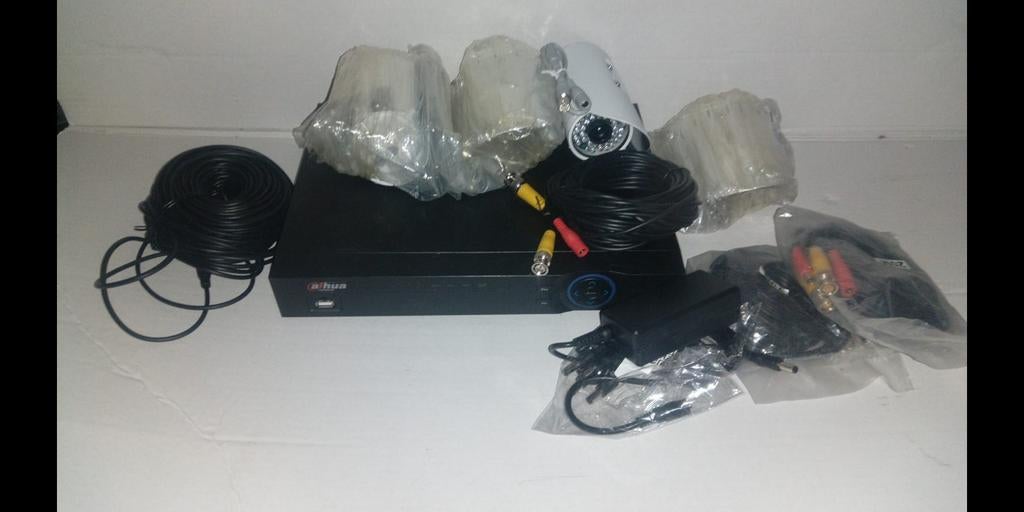 Security HD camera set met dahua DVR, Spelcomputers en Games, Spelcomputers | Xbox 360, 250 GB, Met 1 controller, Ophalen of Verzenden