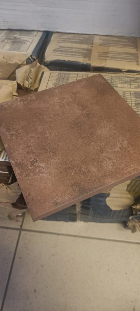 9 pakken tegels 20x20x1,4 cm ong 6,8 m2, Ophalen