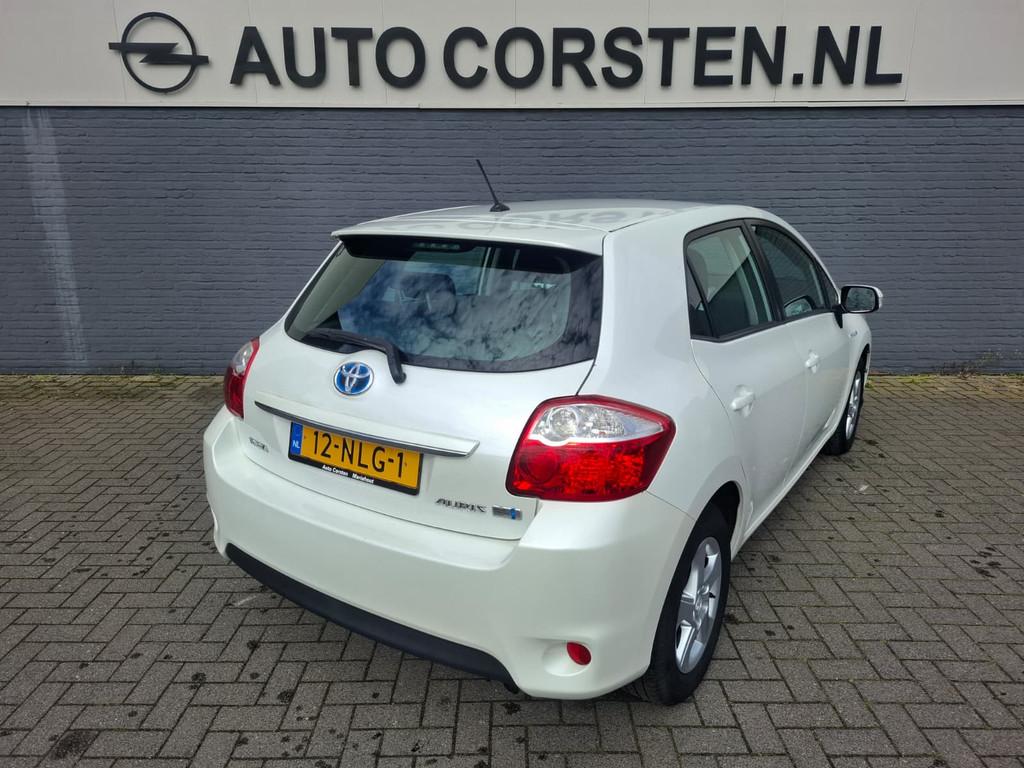 Toyota Auris 1.8I Full Hybrid Aspiration Navi Ecc Bluetooth, Euro 5, Gebruikt, Zwart, 4 cilinders