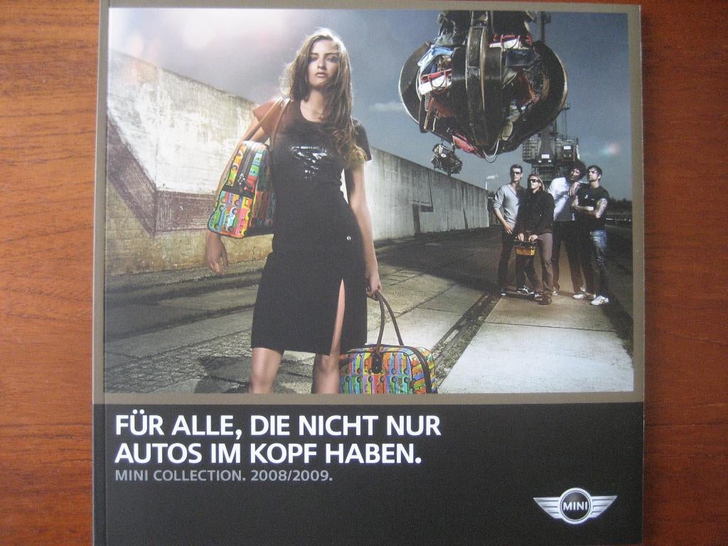 Mini Collection Kleding Modelauto's Tassen Kleding enz., Boeken, Ophalen of Verzenden, Nieuw, Overige merken