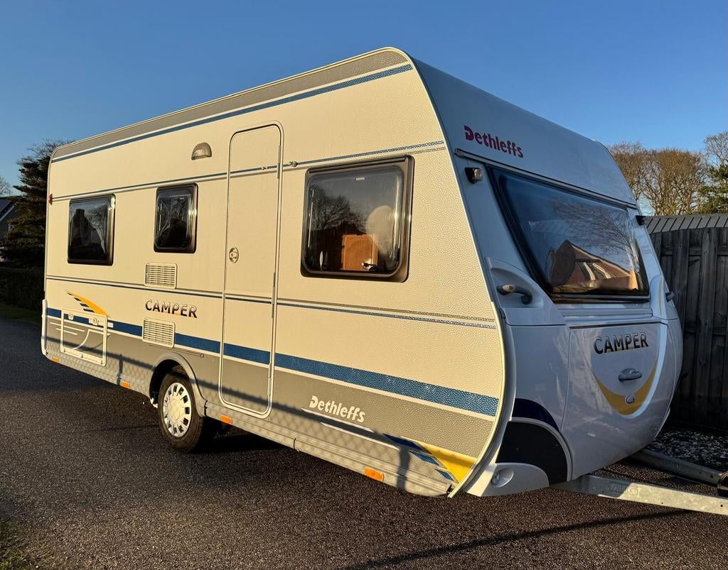 Dethleffs Camper 470 V caravan enkele bedden in super staat, Caravans en Kamperen, 2 aparte bedden, Rondzit, Dethleffs, Tot en met 4