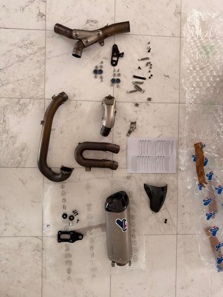 termignoni hypermotard 950 uitlaat 96481601A, Motoren, Onderdelen | Ducati, Gebruikt, Ophalen of Verzenden