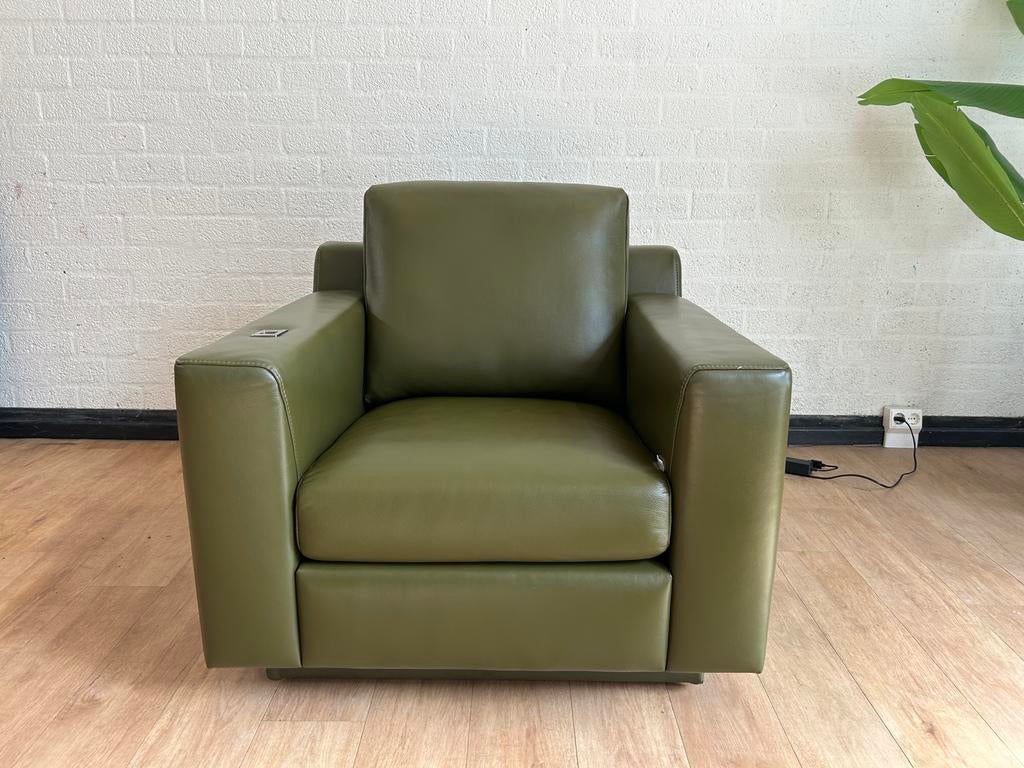 Luxe [MERK] elektrische fauteuil - Groen leer, Huis en Inrichting, Fauteuils, Nieuw, Leer, 75 tot 100 cm, Ophalen of Verzenden