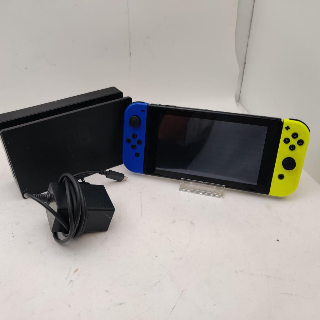 Nintendo switch met dock en lader nu voor €199.99, N, N, 1 speler, Racen en Vliegen