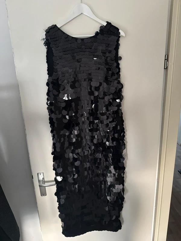 Asos design luxe paillettenjurk kuitlang maat 42, Kleding | Dames, Verzenden, Zwart, Maat 42/44 (L), Nieuw