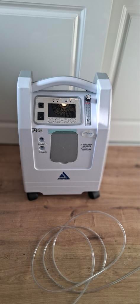 Freeair zuurstofconcentrator / zuurstofapparataar Freeair, Ophalen, Zo goed als nieuw