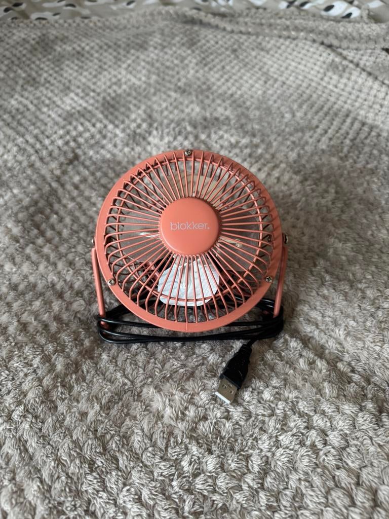 Bureau ventilator van Blokker, Witgoed en Apparatuur, Ventilatoren, Ophalen of Verzenden, Zo goed als nieuw, Tafelventilator