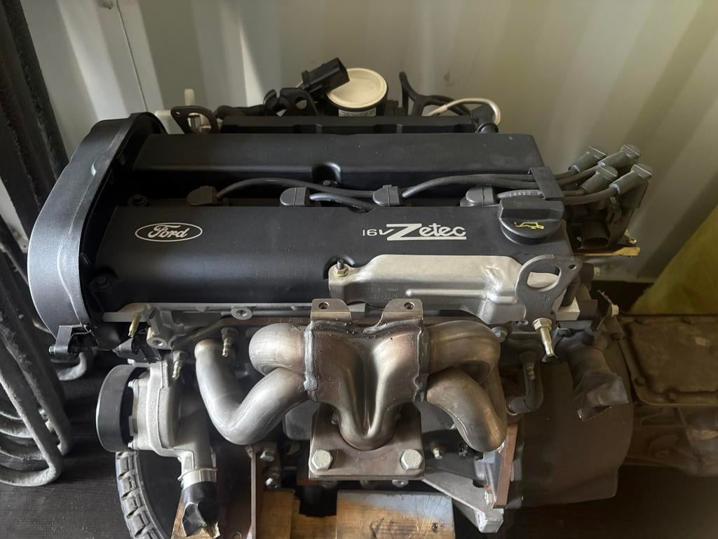 Te koop Ford blacktop 2.0 zetec motor nieuw met bak, Ophalen of Verzenden, Nieuw, Ford