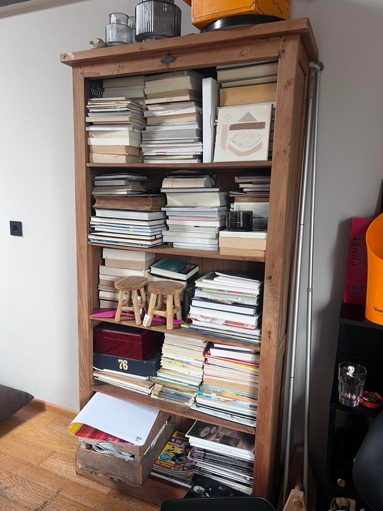 Massief houten boekenkast – AnTeak Collection, Ophalen, Zo goed als nieuw, 25 tot 50 cm, 200 cm of meer