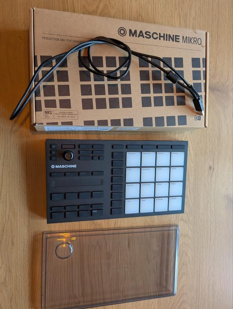 Native Instruments Maschine Mikro MK3 MIDI Controller, Ophalen of Verzenden, Zo goed als nieuw