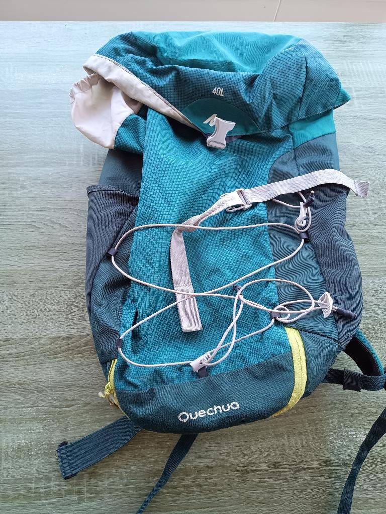Quechua Backpack, 25 tot 40 cm, Nieuw, Trekking, 60 cm of meer