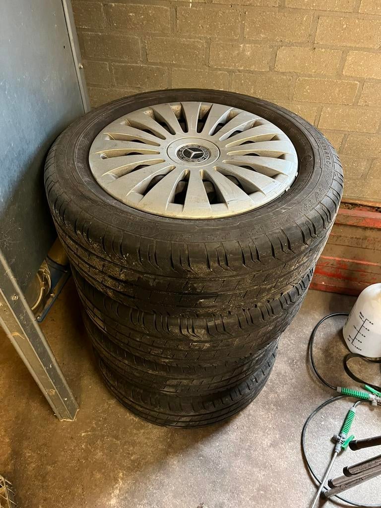 Mercedes vito velgen met banden, Ophalen, Zo goed als nieuw
