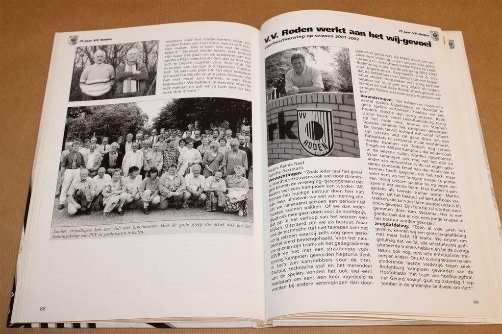 Wij zweren trouw — 75 Jaar V.V. Roden [2004], Ophalen of Verzenden, Zo goed als nieuw, Watersport en Hengelsport
