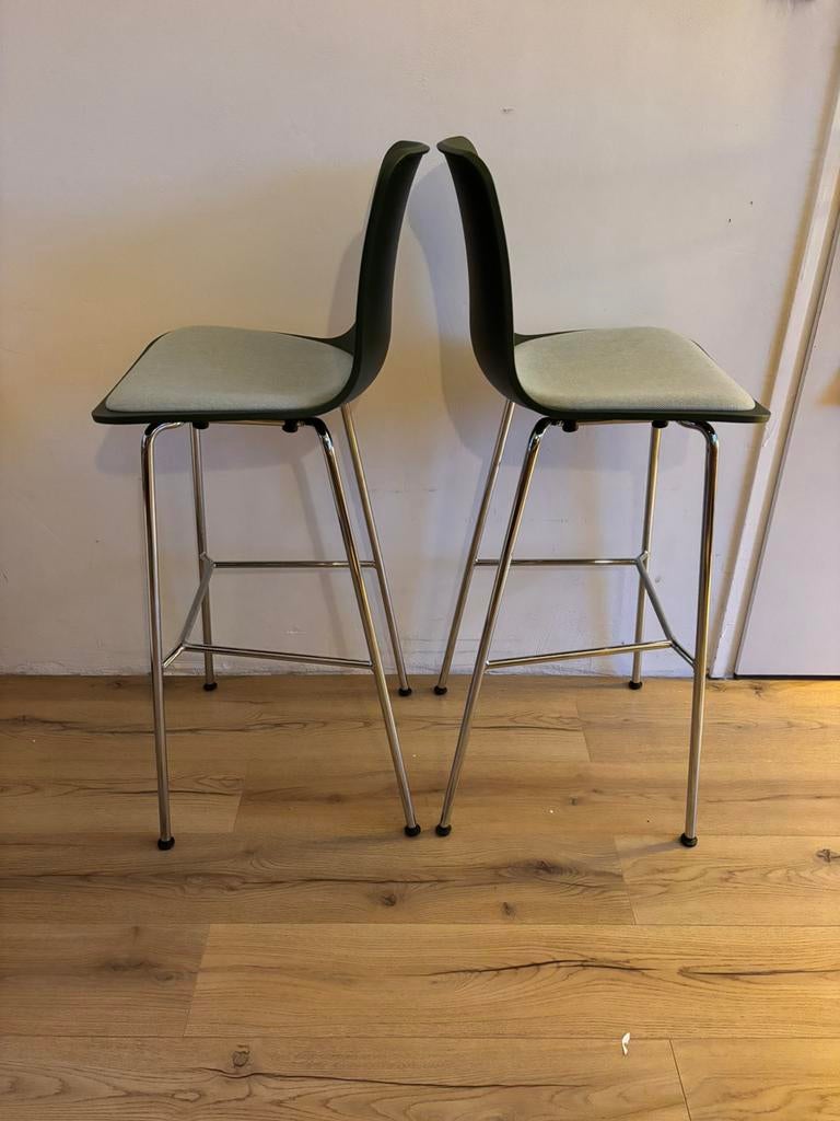 VITRA barkrukken design: HAL door James Morrison, Met voetsteun, 60 tot 90 cm, Ophalen of Verzenden, Zo goed als nieuw