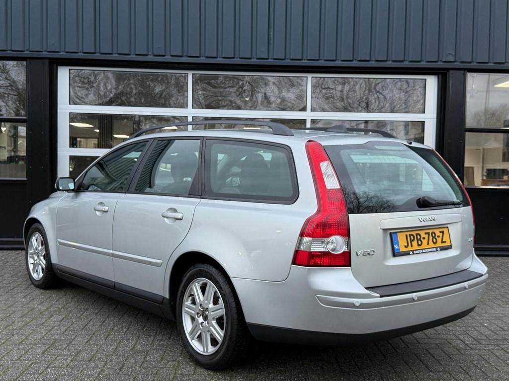 Volvo V50 2.4i 170 PK Exclusive|1e eig|Dealer onderhouden|Au, 700 kg, Leder en Stof, 2435 cc, 170 pk