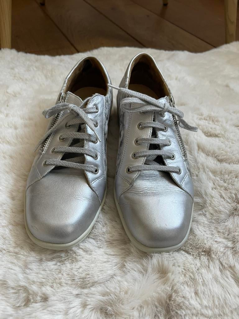 Zilverkleurige schoenen van Solidus maat 6 (39)., Overige kleuren, Instappers, Ophalen of Verzenden, Zo goed als nieuw