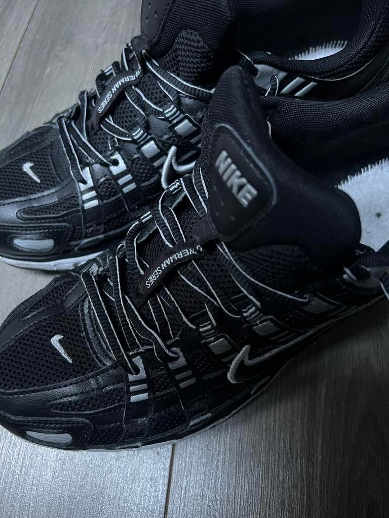 Nike p6000 zwart 44.5, Ophalen, Zo goed als nieuw, Hardloopschoenen, Nike