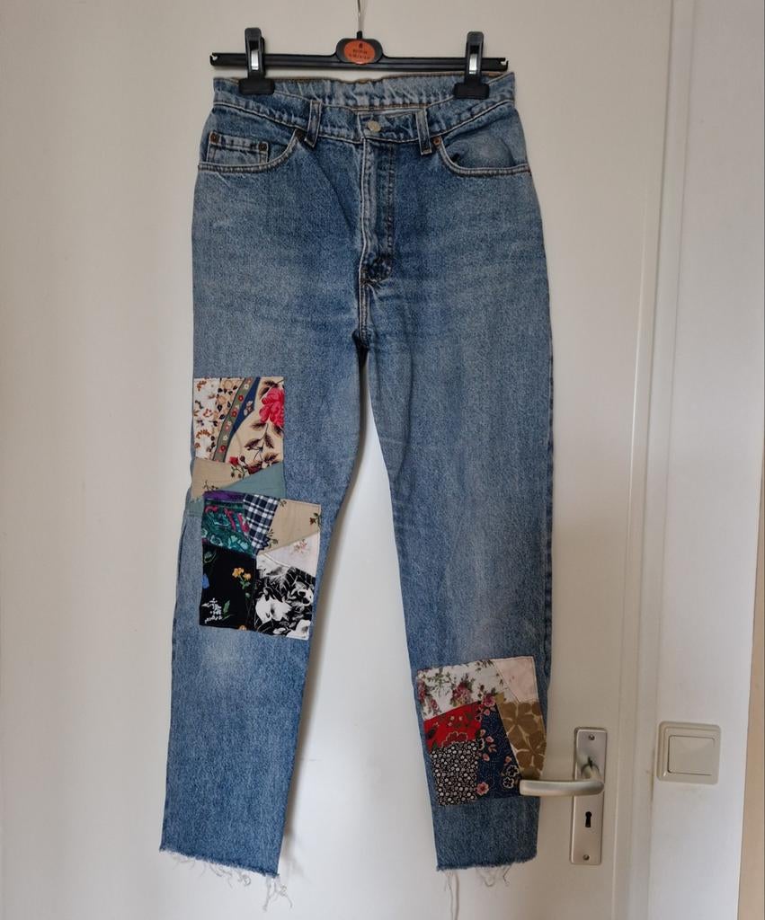 Levi straus broek spijkerbroek patchwork jeans maat 12, Kleding | Dames, Spijkerbroeken en Jeans, Ophalen of Verzenden, Zo goed als nieuw