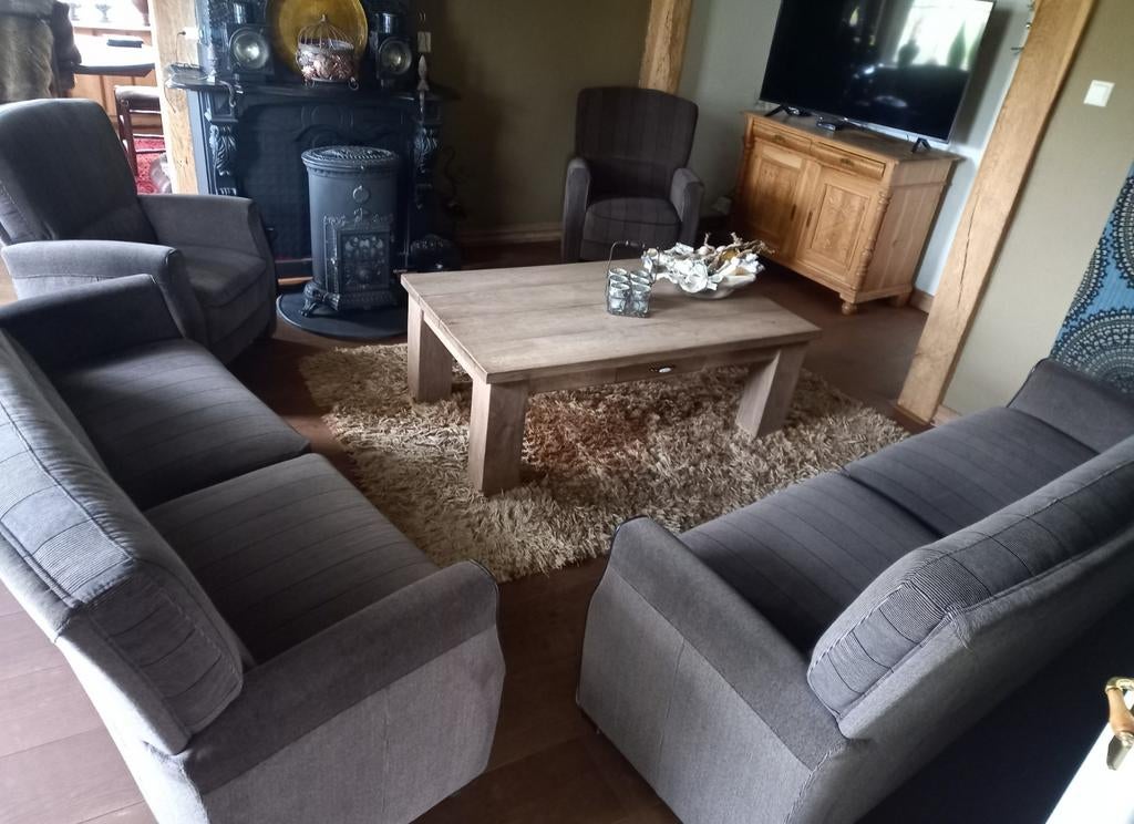 Bankstel met twee banken en twee fauteuils, hoge rugleuning., Ophalen, Gebruikt, 75 tot 100 cm, Stof