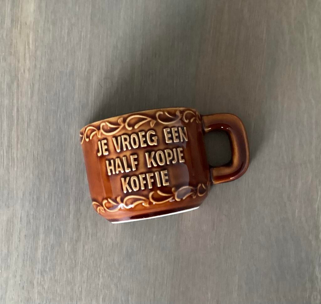 Koffie beker (halve), Ophalen of Verzenden, Zo goed als nieuw, Overige stijlen, Kop(pen) en/of Schotel(s)