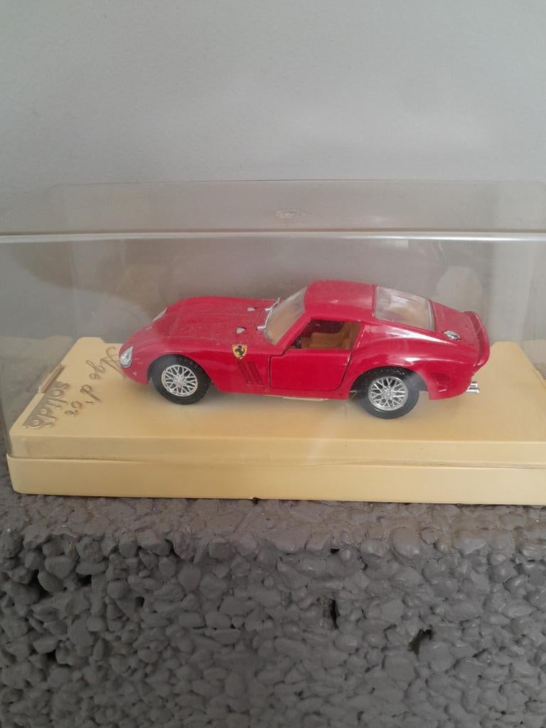 Miniatuur ferrari, Ophalen of Verzenden, Bburago