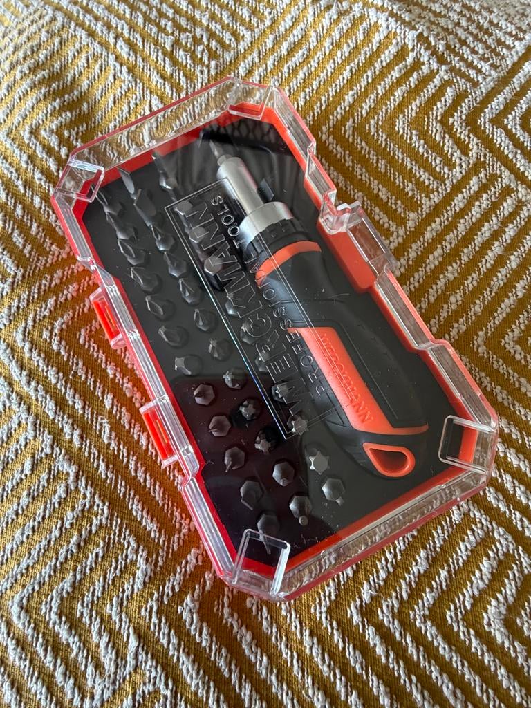 Schroevendraaier set met diverse bits, Ophalen, Nieuw