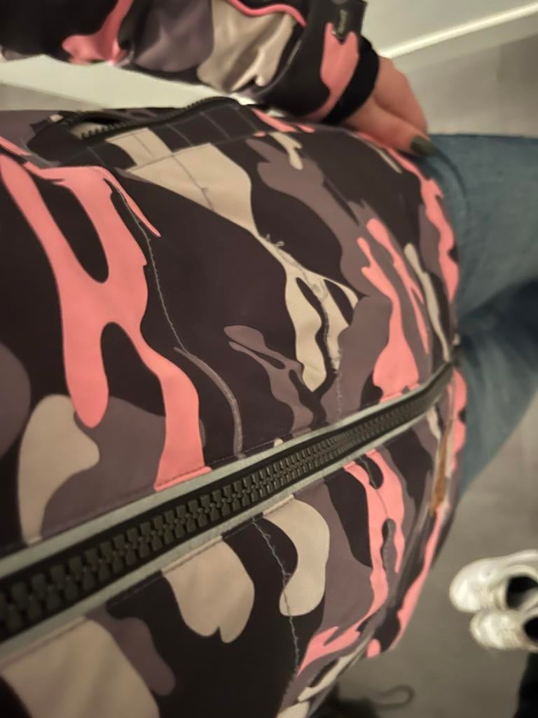 Rehall Ski Jas - Maat 164 - Legerprint, Ophalen of Verzenden, Zo goed als nieuw, Maat 34 (XS) of kleiner, Overige kleuren