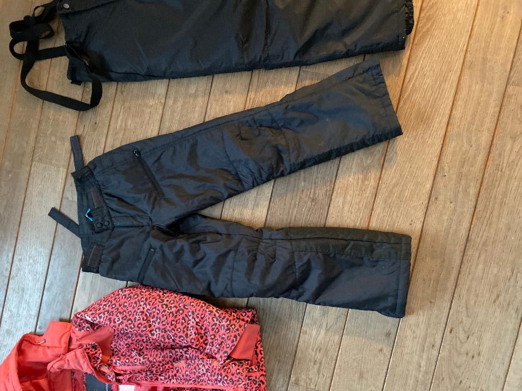 2 x skipak 152 2x skibroek skijas, 140 tot 160 cm, Zo goed als nieuw, Kleding, Ophalen