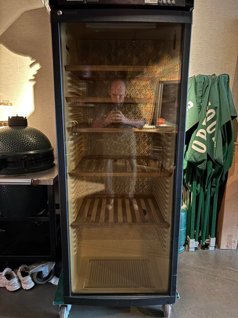 Wijnkast Liebherr, Witgoed en Apparatuur, Koelkasten en IJskasten, Ophalen, 200 liter of meer, 60 cm of meer, 160 cm of meer