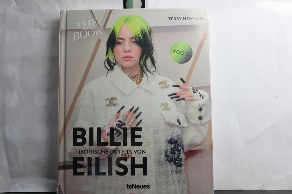 Billie Eilish - Ikonische outfits von Billie Eilish, Ophalen of Verzenden, Nieuw, Terry newman