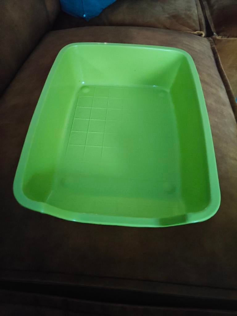 Kattenbakje voor kittens., Ophalen of Verzenden, Zo goed als nieuw