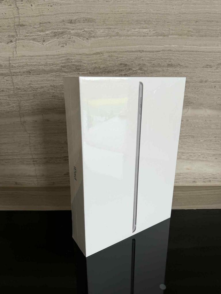 Apple iPad 9e generatie 64GB Wi-Fi – Zilver (NIEUW), Computers en Software, Apple iPads, 10 inch, Apple iPad, Nieuw, Ophalen of Verzenden