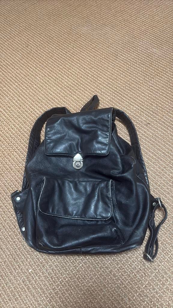 Leren zwarte rugtas, Ophalen of Verzenden, Zo goed als nieuw, Overige merken, 30 tot 45 cm