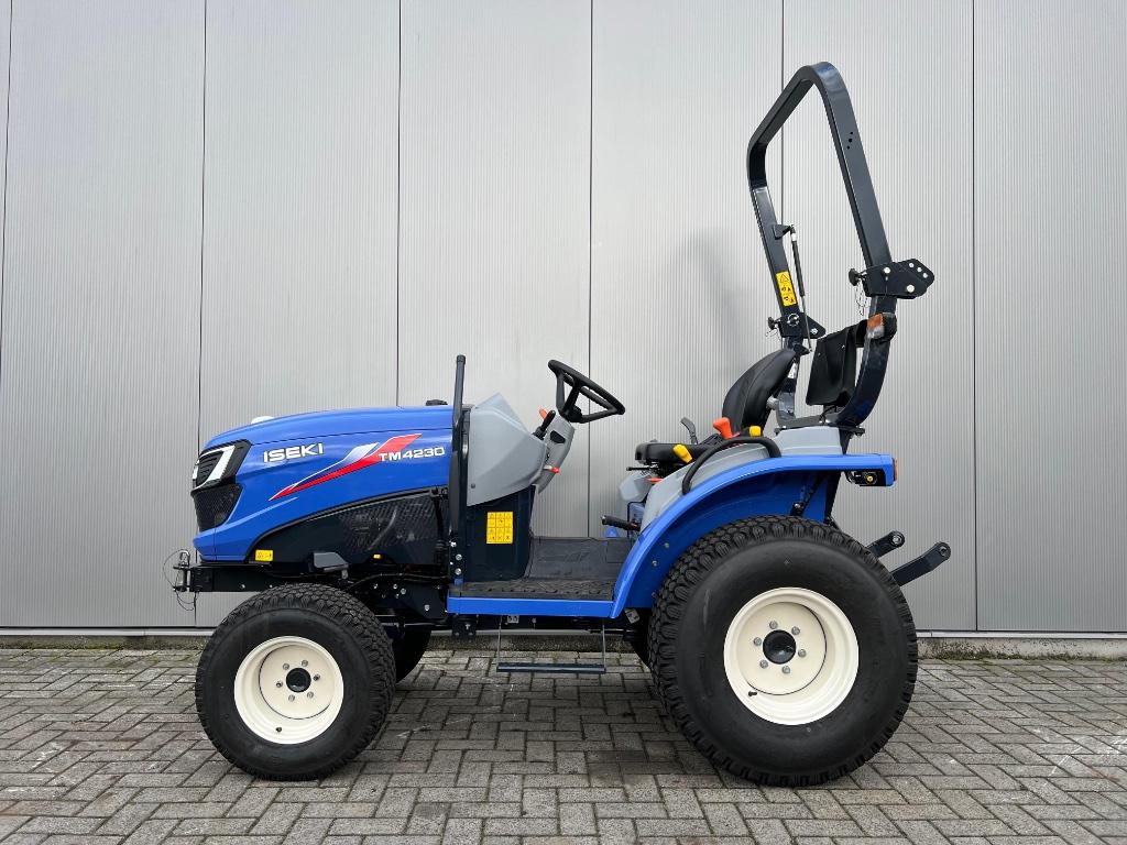 Iseki TM 4230 Hydrostaat - 24 PK - Led verlichting - Nieuw, Tot 2500, Nieuw, Tot 80 Pk, Ophalen
