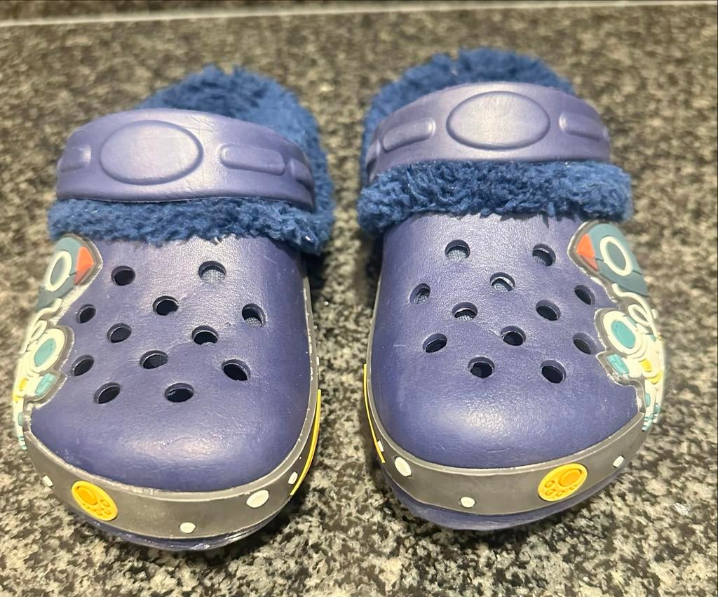 Primark foamies, Kinderen en Baby's, Kinderkleding | Schoenen en Sokken, Gebruikt, Overige typen, Ophalen of Verzenden, Jongen